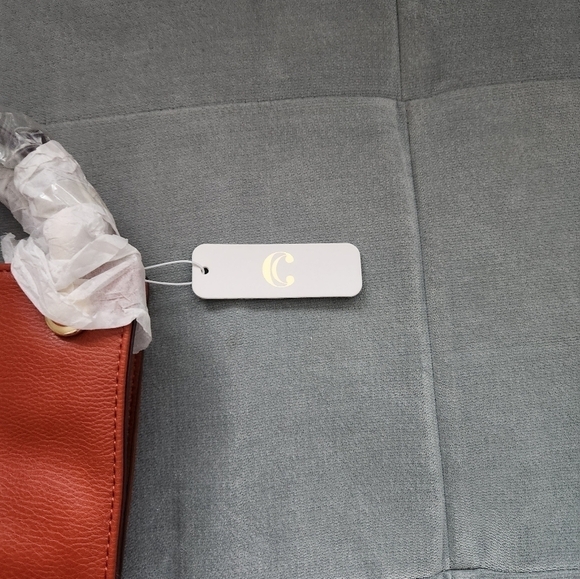 Charming Charlie Zipper Tote Bag Dark Orange With Gold Tone Accents - Picture 4 of 10